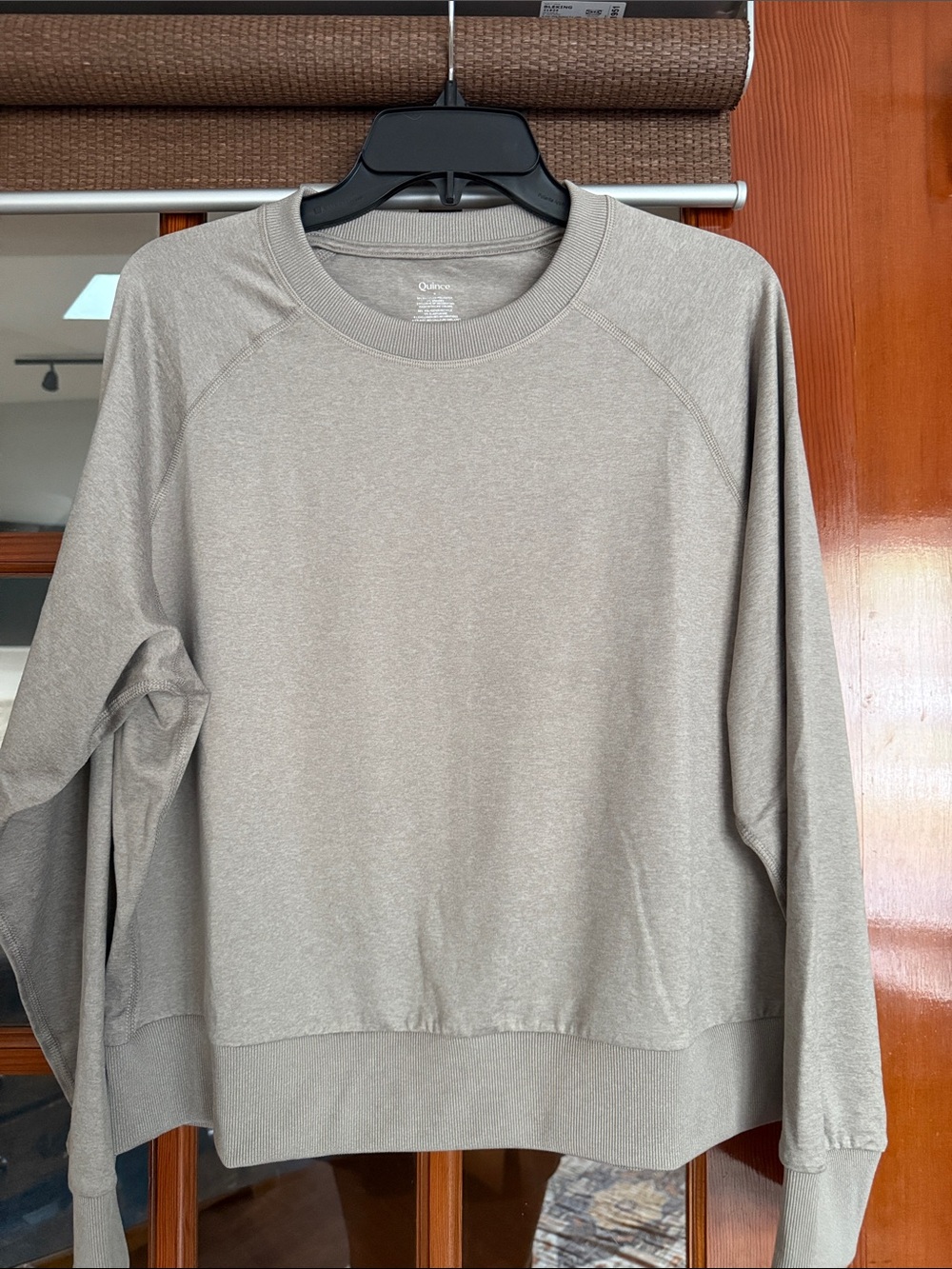 Quince crewneck women’s long sleeve top light gray medium NWT